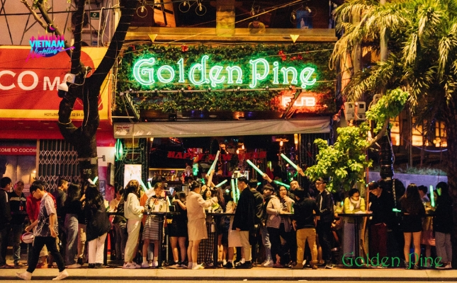 Golden Pine Pub - không gian pub cực “tây” tại Đà Nẵng