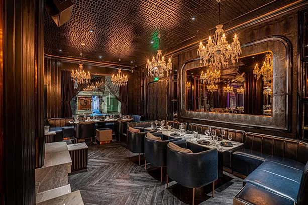 Posh Dining Lounge