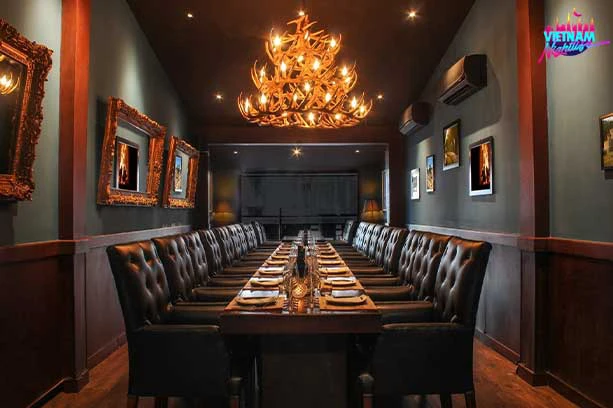 Stoker Woofired Grill & Bar District 1 
